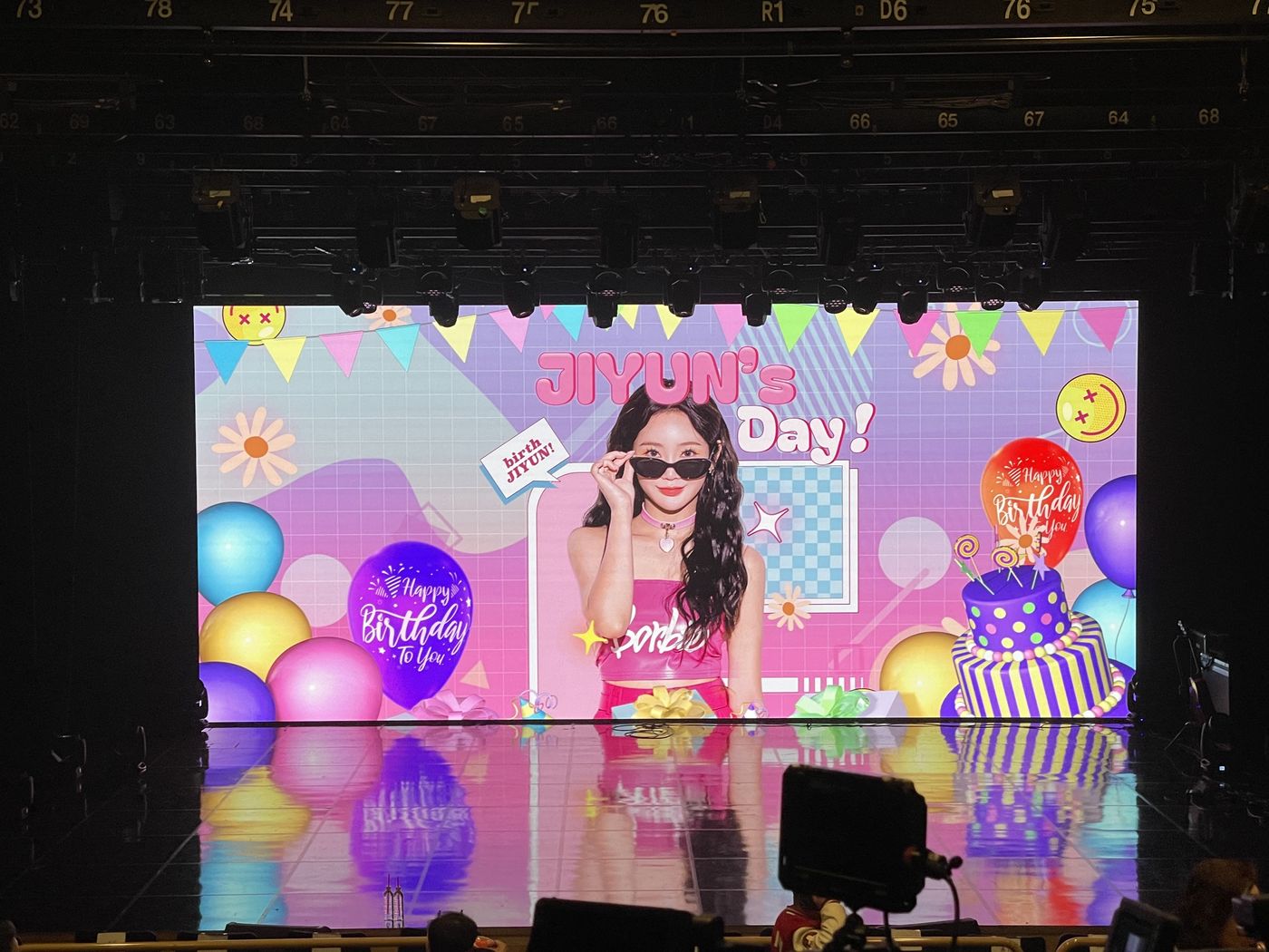 LED Display를 설치한 무대 사례 2